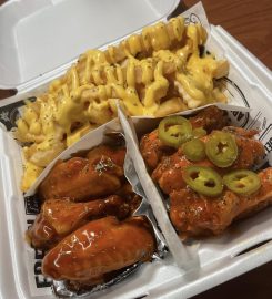 Trap Seafood & Wing Spot