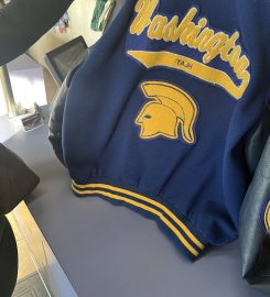 Uneeda Cleaners Dry Cleaning & Restoration
