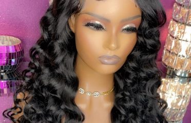 Head Turners Beauty & Extension bar