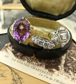 Vintage Jewelry Co