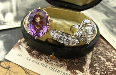 Vintage Jewelry Co